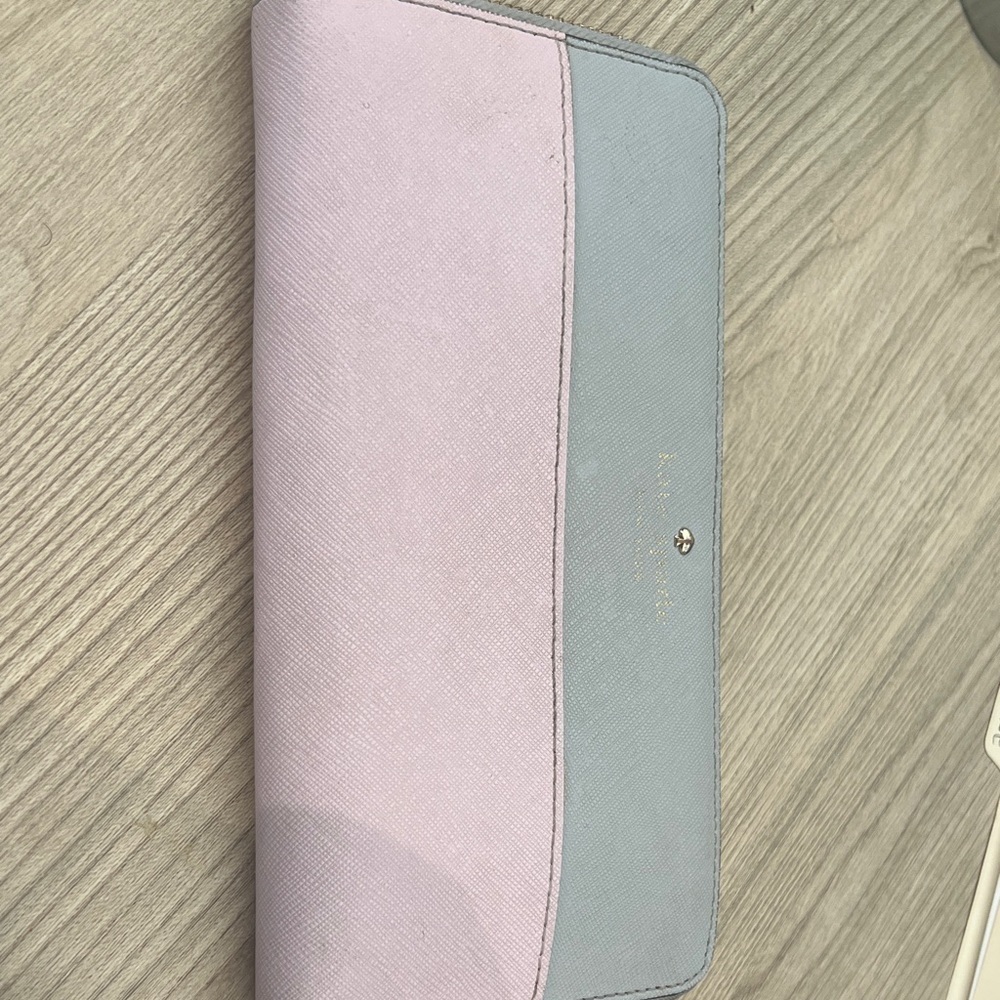 Kate Spade NY large continental zip-around wallet Saffiano leather, colorblock